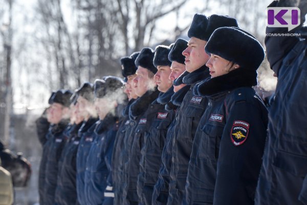 В школах Коми открыты 32 полицейских класса для учащихся