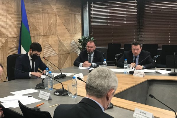 Игорь Булатов провел оперативное совещание по подготовке к паводку и пожароопасному сезону в Коми