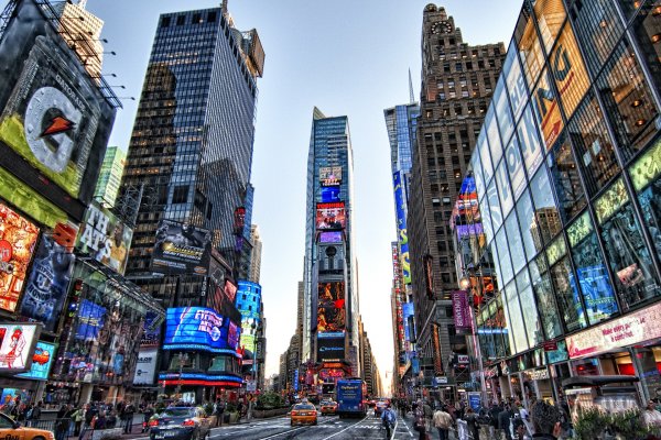 Поздравление со 100-летием Коми появится на центральной площади Манхэттена 