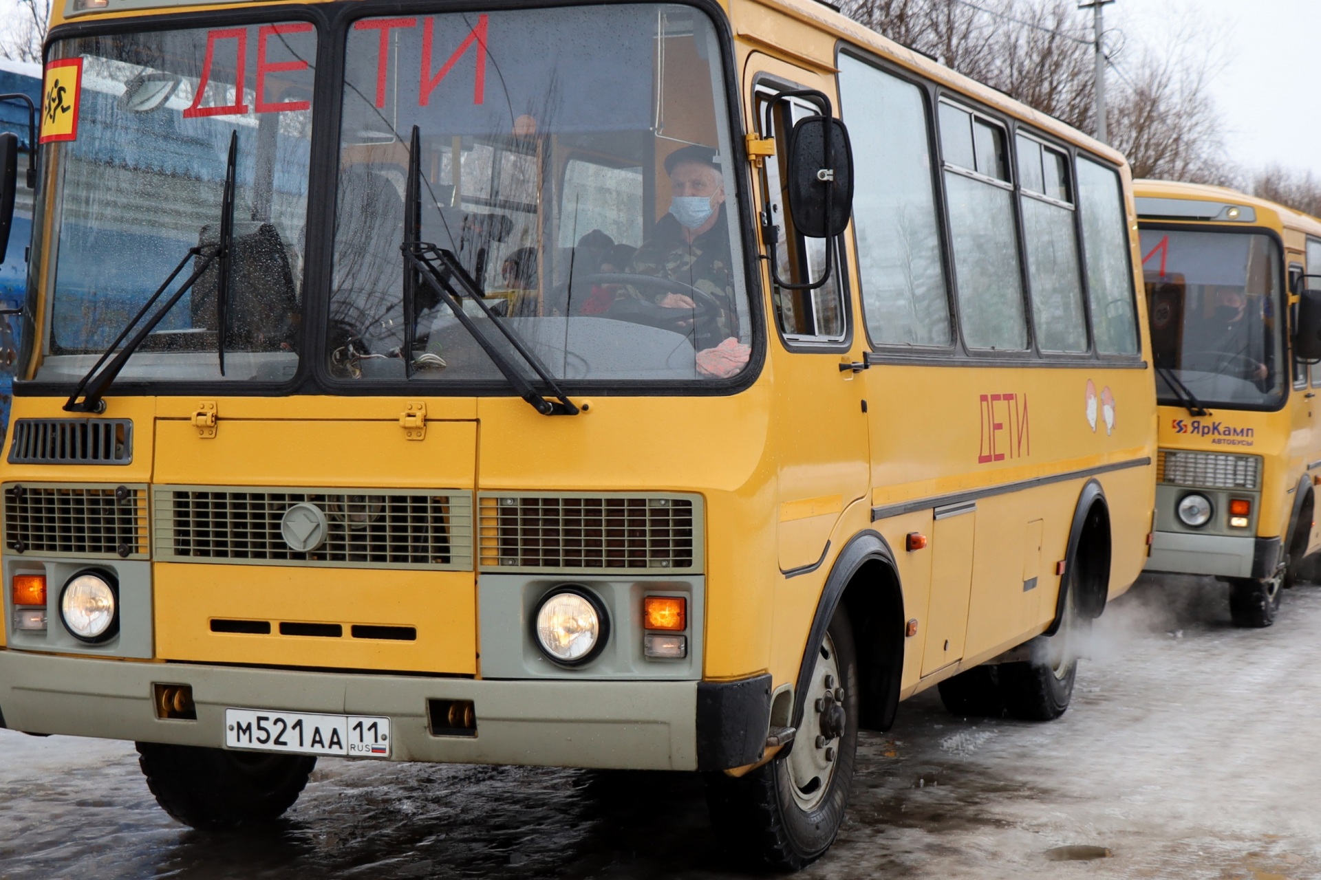 Автобус инта. Парк школьных автобусов. Школьные автобусы в Коми. Инта автобус 3 101.