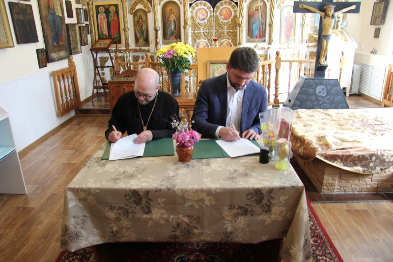 В Свято-Казанском храме Сыктывкара будут безвозмездно раздавать церковные свечи
