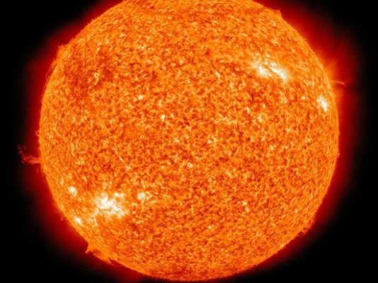 Мощная солнечная буря класса G1 обрушилась на Землю