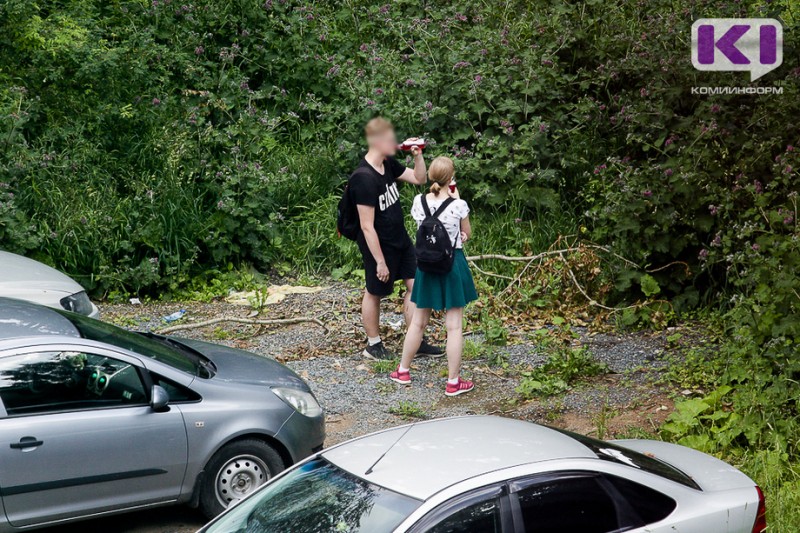 В Сосногорске два 14-летних подростка отметили Первомай алкоголем и попали в больницу