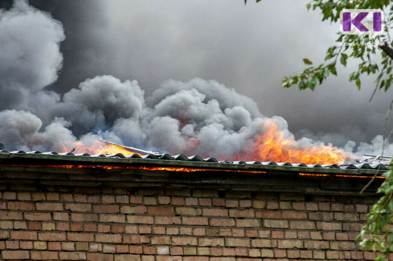 За минувшие сутки в Коми произошло 10 пожаров