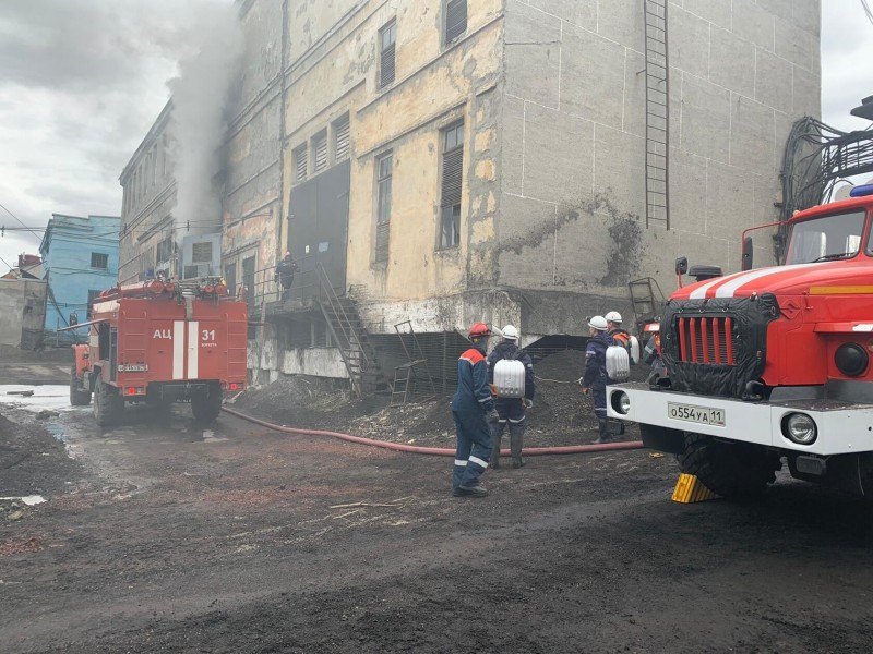 Пожар на трансформаторе №2 на электроподстанции шахта "Воркутинская" ликвидирован