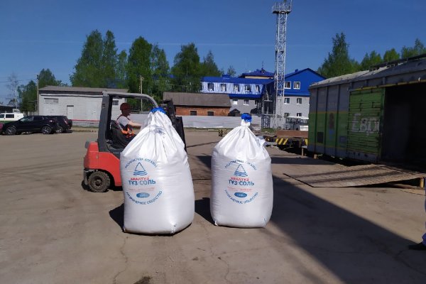 Готовь соли летом: в Сыктывкаре идет подготовка пескосоляной смеси к зимнему сезону
