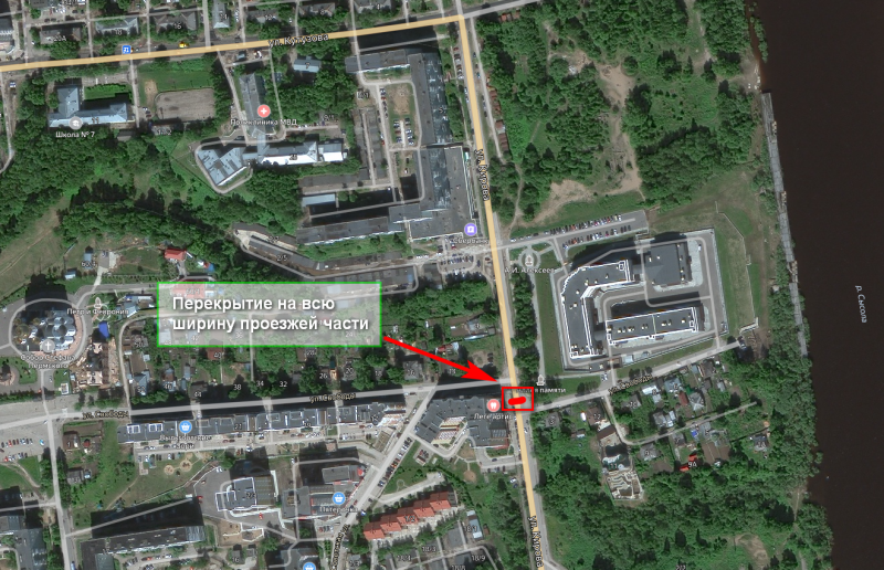 В Сыктывкаре полностью перекрыли дорогу в районе перекрёстка улиц Кирова и Свободы