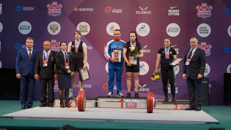 Тяжелоатлетки из Коми стали золотым и серебряным призерами чемпионата России