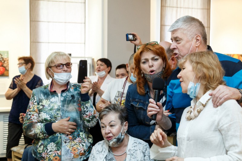 Владимир Уйба приветствовал участников VIII Межрегионального конкурса бардовской песни среди людей с инвалидностью