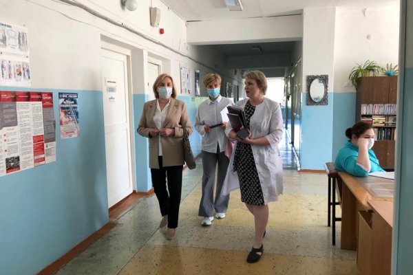 Маммограф в больнице Троицко-Печорска должен быть запущен в работу в самые кратчайшие сроки - Лариса Карачёва