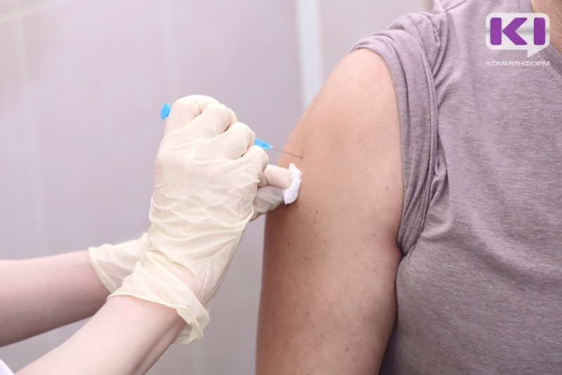 В Ухте возобновили запись на вакцинацию от коронавируса