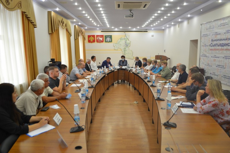 Представители лесного бизнеса Сыктывдина встретились с министром природных ресурсов Коми
