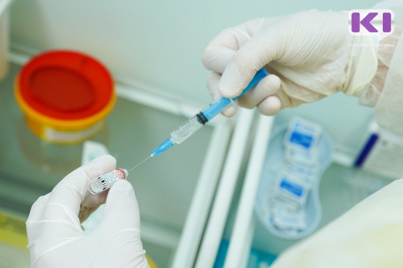 В Коми везут дополнительную партию вакцины против коронавируса в 74 тысячи доз 