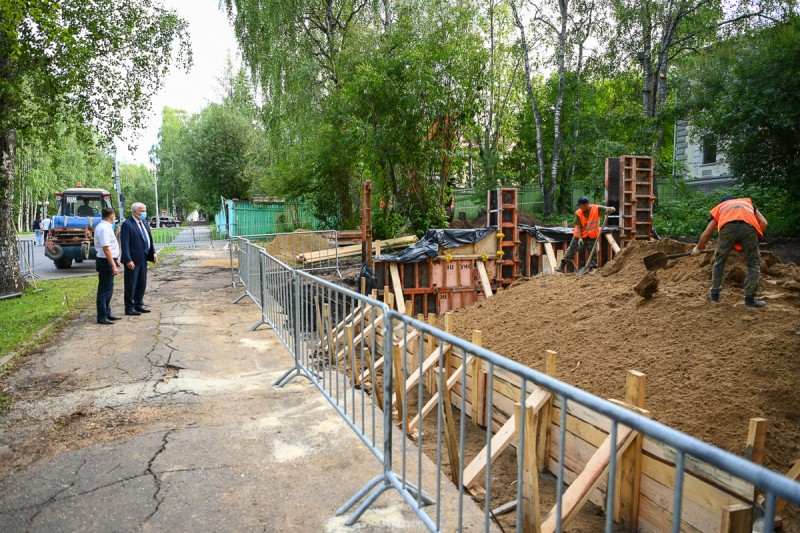 В Сыктывкаре продолжаются подготовительные работы для установки памятника Ивану Морозову