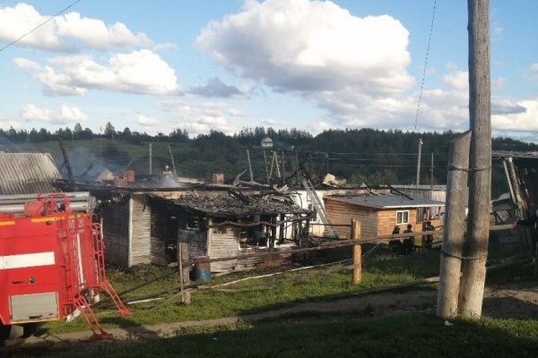 МЧС Коми обнародовало обстоятельства пожара с погибшими в Щельяюре