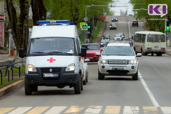 В Сыктывкаре в аварии пострадал пассажир 