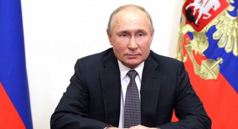 Владимир Путин поздравляет Коми со 100-летием