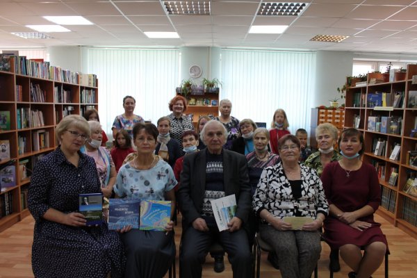 В Усть-Куломской Центральной библиотеке прошел телемост с поэтом Вячеславом Бабиным