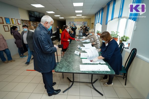 Глава Коми проголосовал на выборах в Госдуму