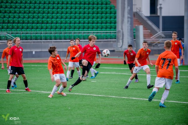 Спортшкола Коми по футболу сыграла вничью с соперниками из Петрозаводска