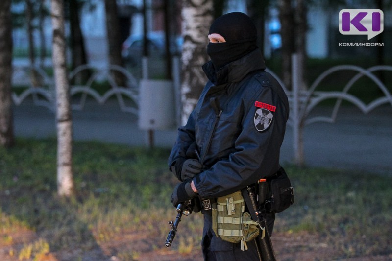 В Коми проверят владельцев оружия и увеличат на улицах войска Росгвардии 