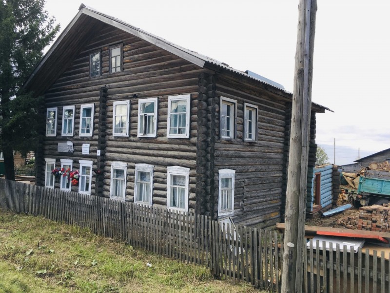 В Усть-Цилемском районе началась реконструкция дома-музея ветерана советско-японской войны Макара Бабикова