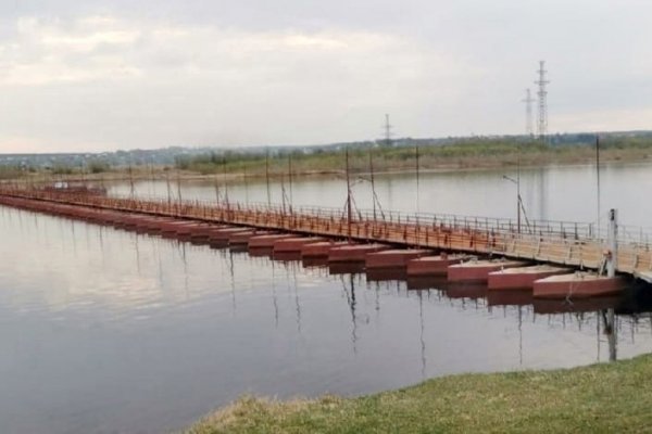 Демонтаж наплавного моста через р.Ижма отложили из-за доставки стройматериалов для сизябской школы