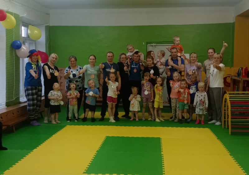 При поддержке ЛУКОЙЛа в новоборском детсаду отремонтировали спортзал