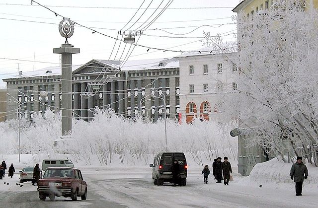 Воркутинский депутат Валентин Копасов предложил увеличить финансирование для переселения жителей Арктической зоны