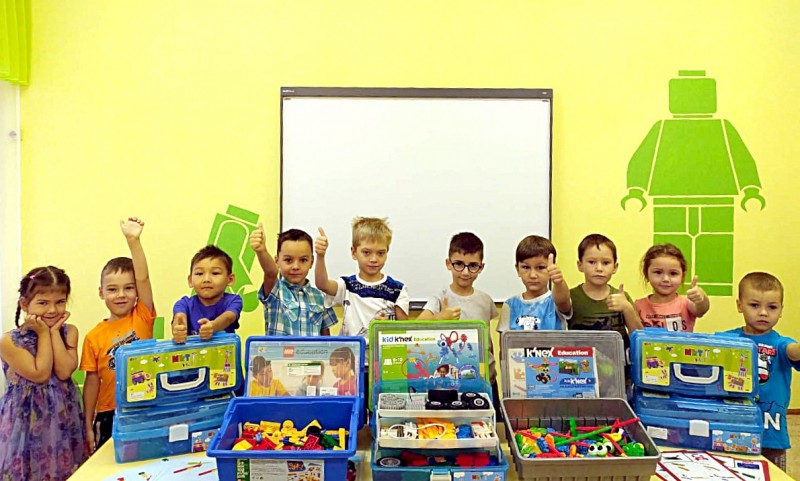 Благодаря поддержке ЛУКОЙЛа для усинских дошколят приобрели комплекты конструкторов нового поколения


