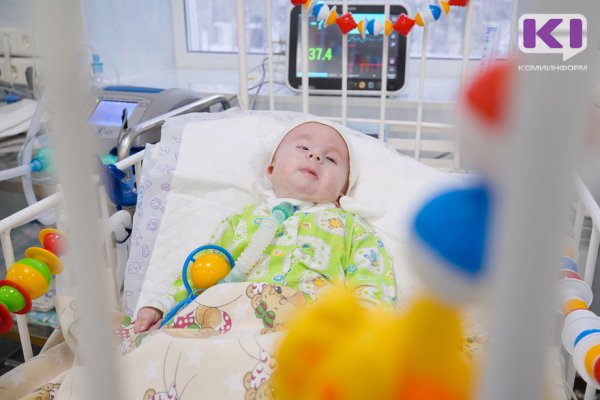 Спасти ребенка: чтобы быть дома, годовалому Артему Есеву нужен дорогостоящий набор аппаратов для жизни