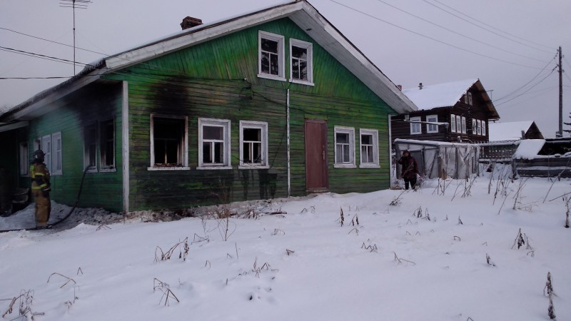 В Усть-Цильме на пожаре погибла пожилая женщина
