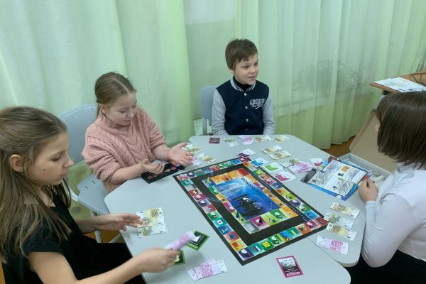 В Нижнем Одесе школьники развивают мышление и память в клубе настольных игр

