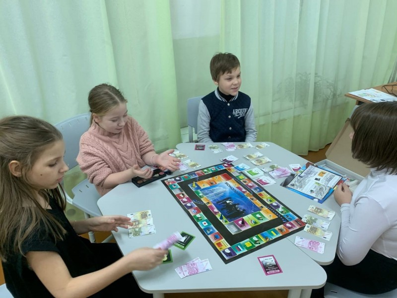 В Нижнем Одесе школьники развивают мышление и память в клубе настольных игр

