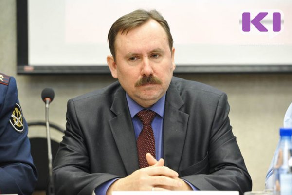 Александр Калашников освобождён от должности директора ФСИН
