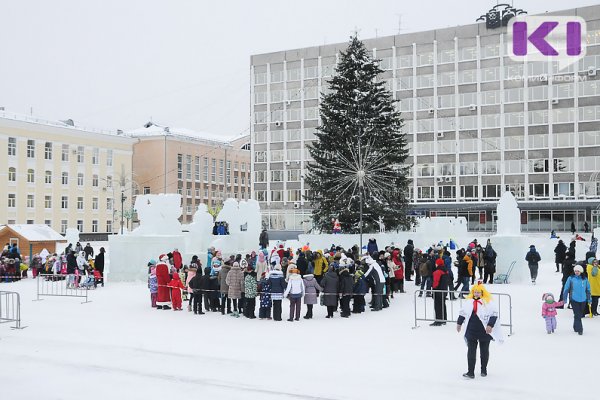 Главную площадь Республики Коми украсит новогодняя ель из Корткеросского района