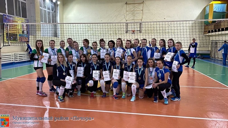 В Республиканском турнире по волейболу в Печоре приняли участие 14 команд