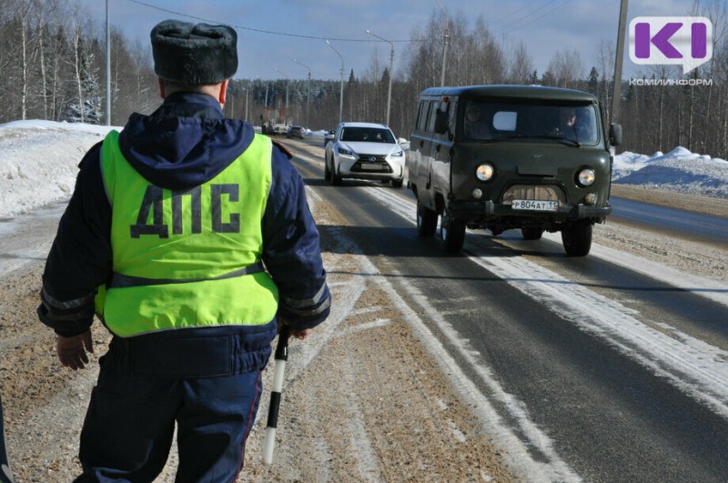 ГИБДД Ухты объявило в розыск водителя "десятки", совершившего ДТП с пострадавшим