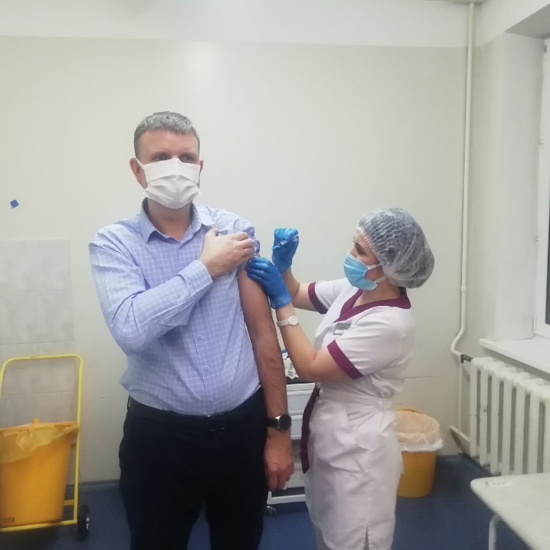 Главврач Усинской ЦРБ: "Вакцинация придавала мне сил"