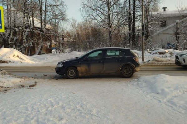 В Сыктывкаре водитель Opel сбил на пешеходном переходе женщину