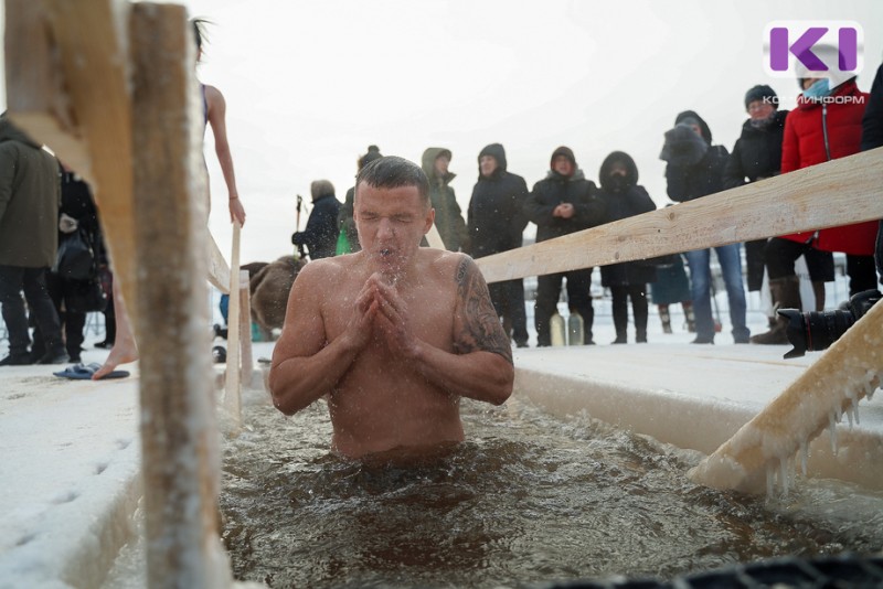 В столице Коми продолжается подготовка к Крещенским купаниям
