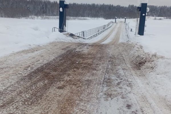 Решаем вместе: после сообщений в соцсетях в Усть-Куломском и Прилузском районах от снега очистили мост и дороги
