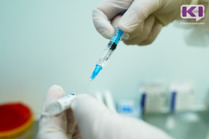 Минздрав Коми назвал сроки, когда приступят к вакцинации школьников от коронавируса