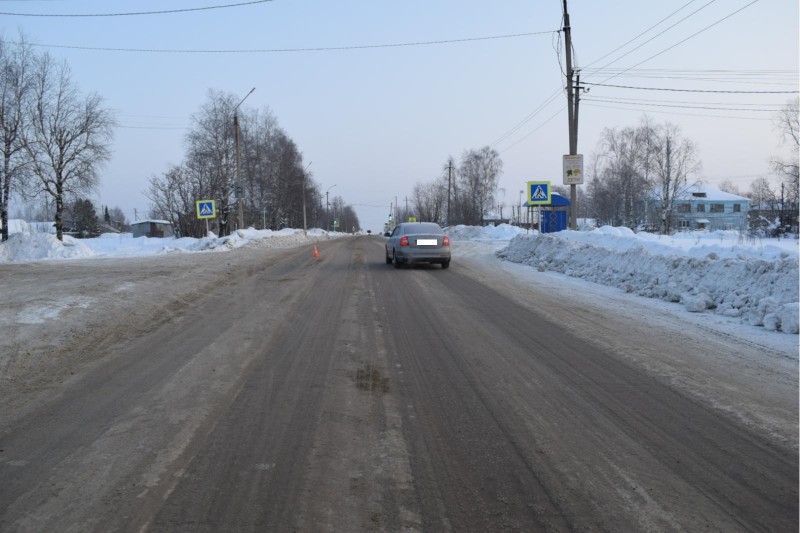 На автодороге Сосногорск - Ухта сбили женщину-пешехода