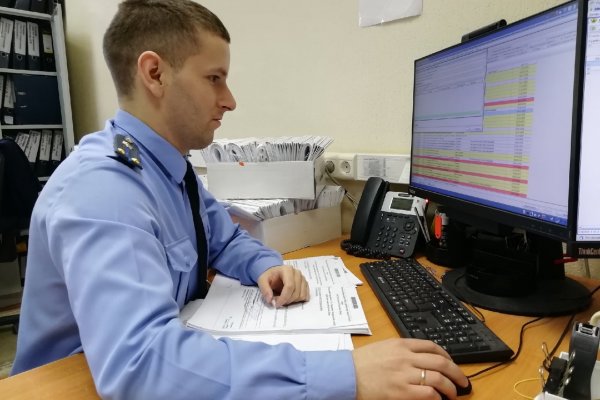 Судебные приставы Сыктывкара арестовали гараж должника по заработной плате

