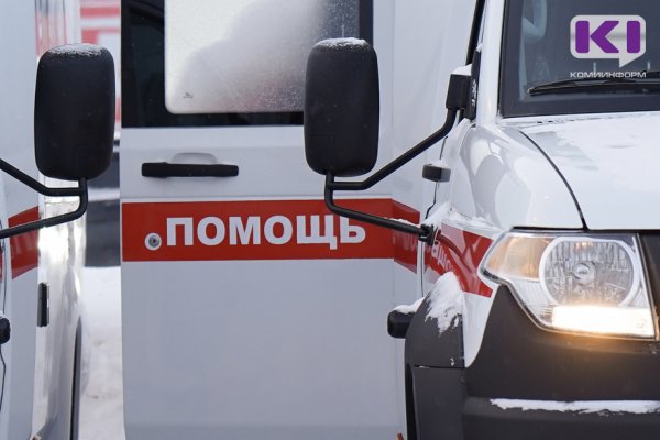 В Сыктывкаре после столкновения с КамАЗом пострадали две пассажирки 