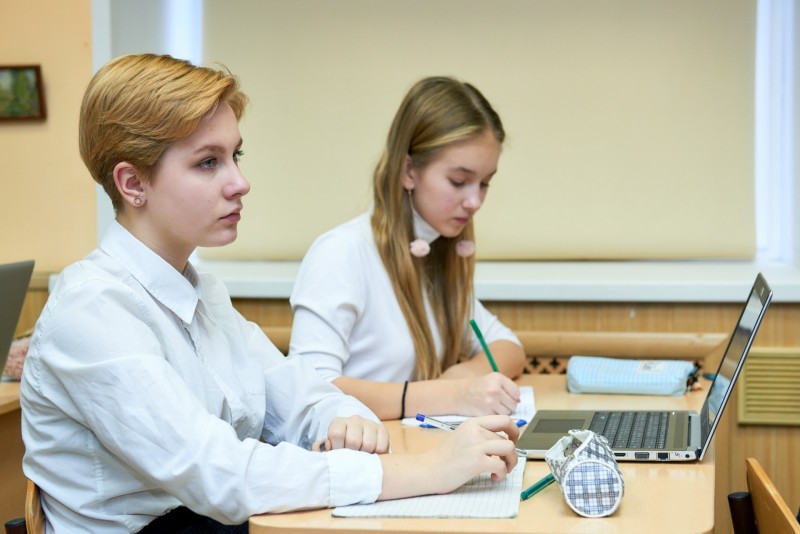 Школьники Коми приступили к всероссийским проверочным работам