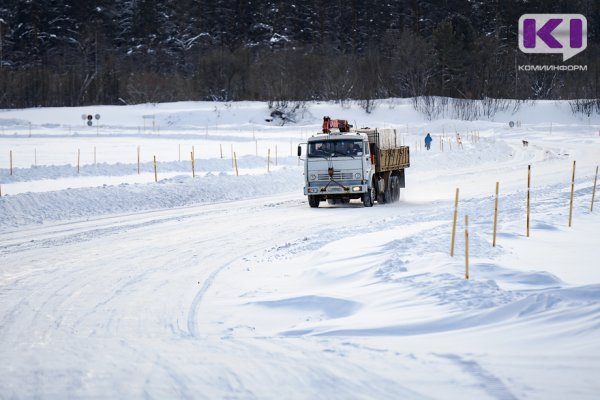 В Усинске открыли зимник в отдаленные села
