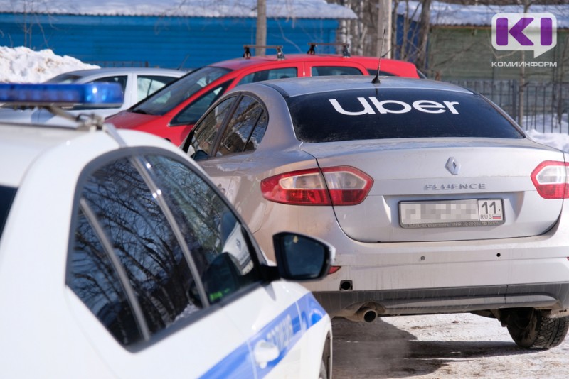 В Сыктывкаре взялись за нелегальных таксистов