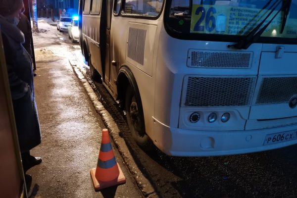 В Сыктывкаре лишенный прав водитель маршрутного автобуса сбил человека